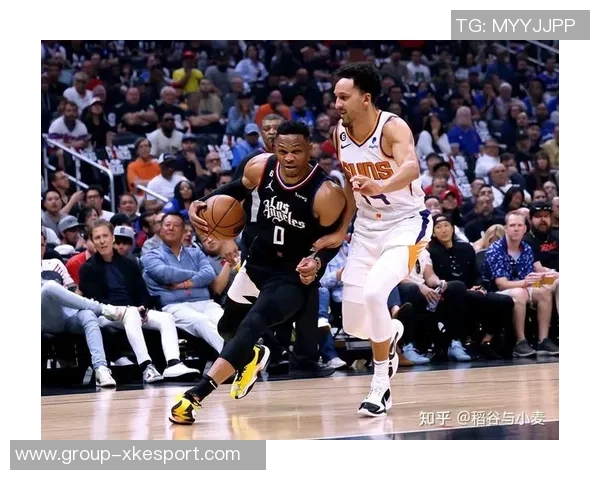 寒冰射手克莱替补出场17分钟全场失准三分球五投皆失未能得分 寒冰射手克莱替补出场17分钟全场失准三分球五投皆失未能得分