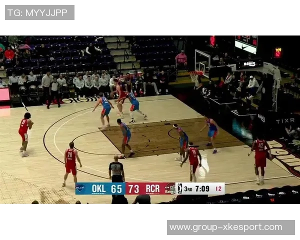 狄龙上半场表现抢眼8中3贡献7分1板3助2断成功对抗杨瀚森